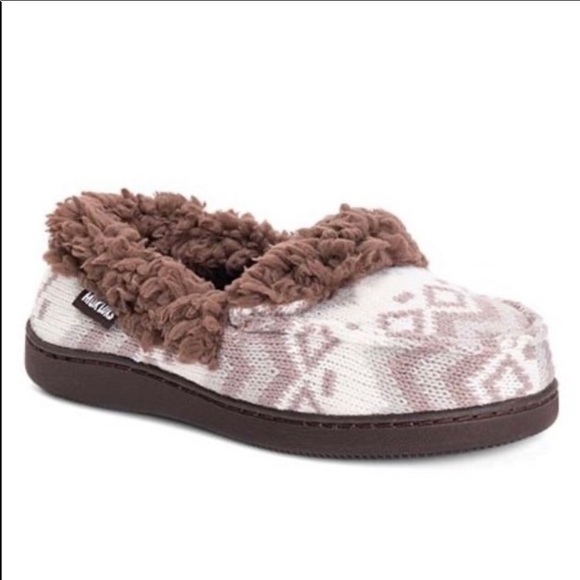 Muk Luks Violet Ice Geometric Moccasin Slipper - Picture 2 of 3